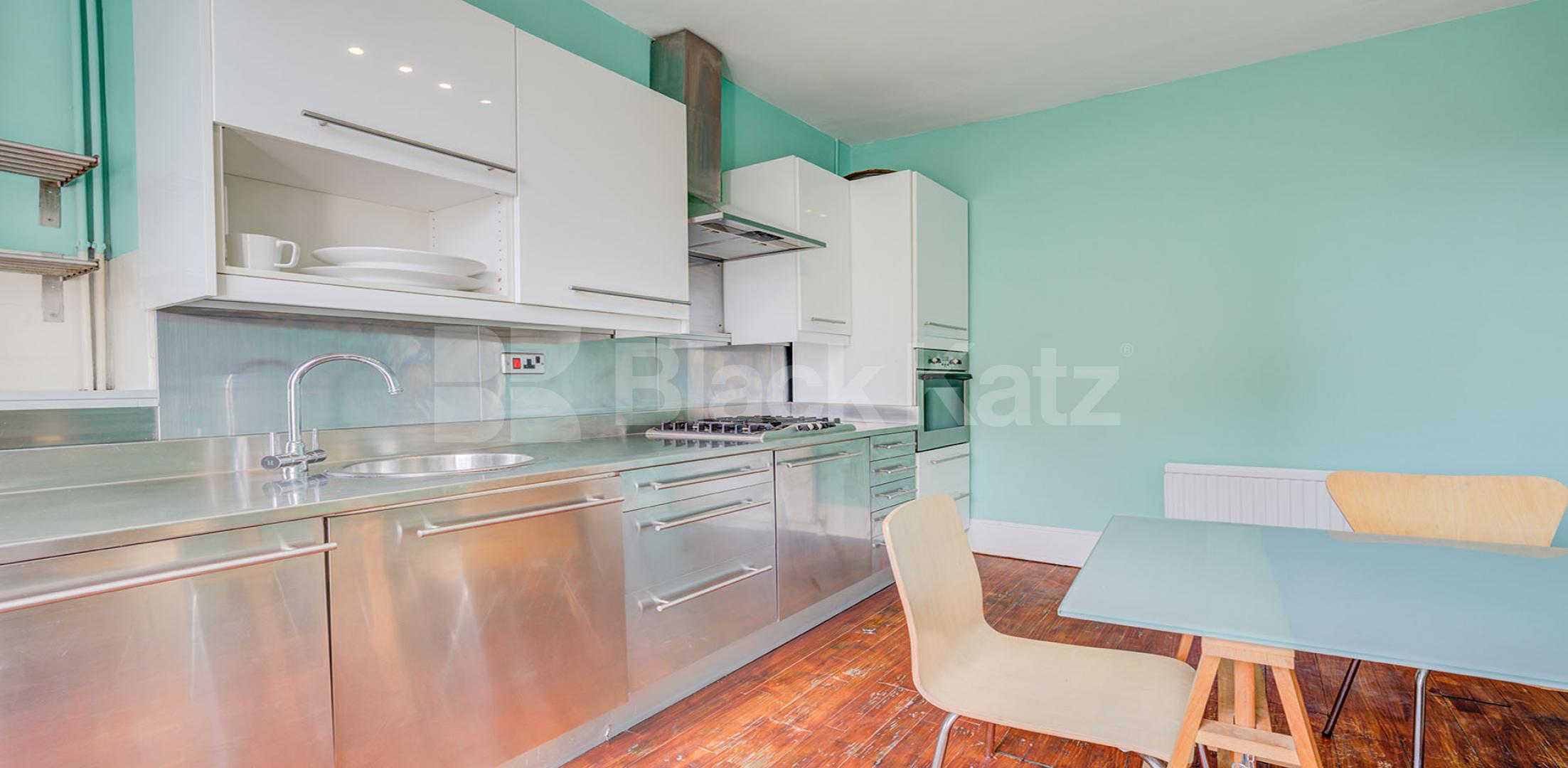 Wonderful spacious split level three bed within a period house in Camden. Camden Street, Camden